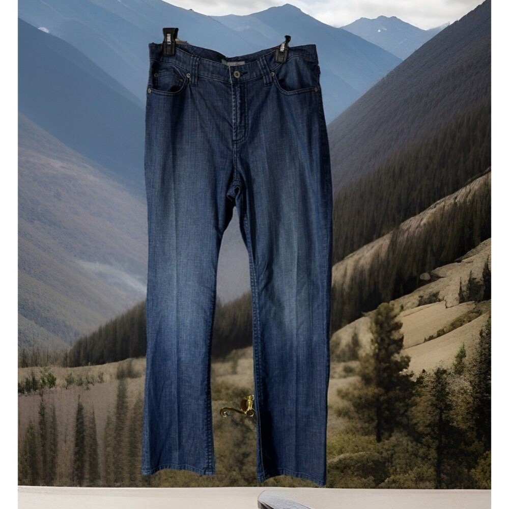 Chico’s Platinum jean Women’s1.5 32" High Rise Blue wash Straight Western BOHO